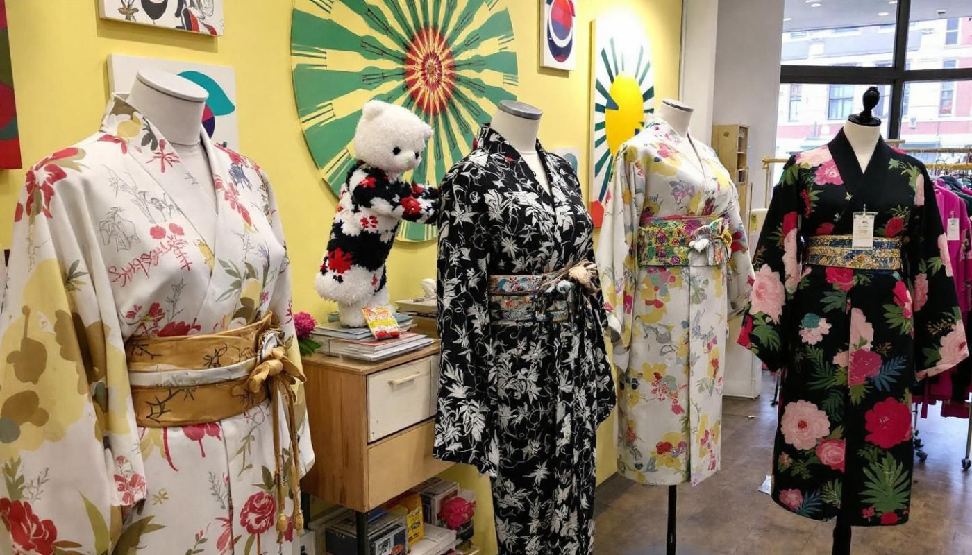 Hoe moderne en traditionele kimono's invloed hebben op wereldwijde modetrends?